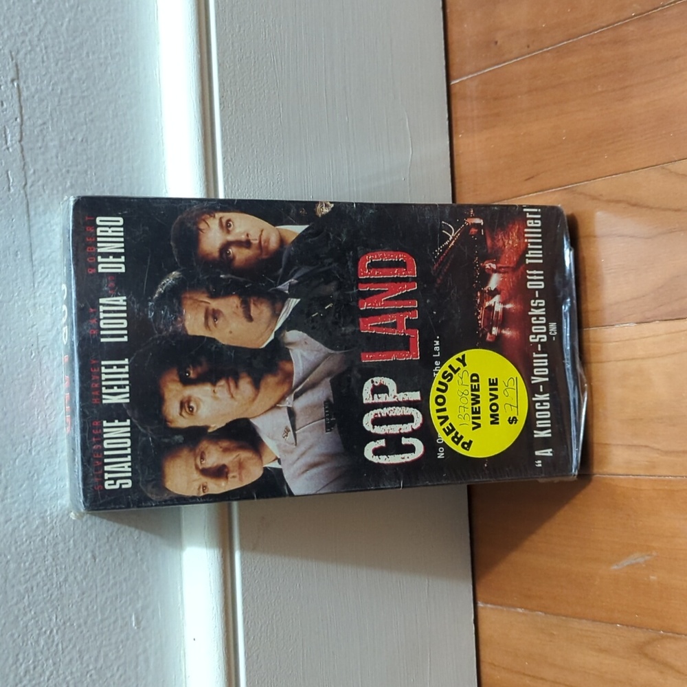 📼 3/$15 Vintage VHS - Cop Land